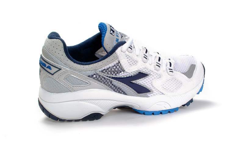 Diadora Mythos 280