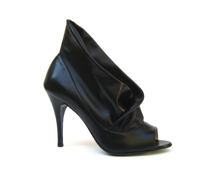 MILLWALL_BLACK_front