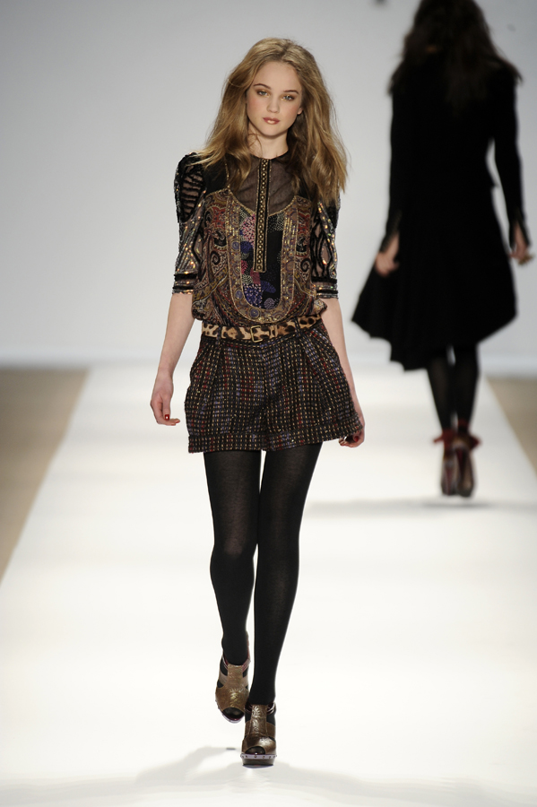 NL_FALL2009_15NLepore#2BC94