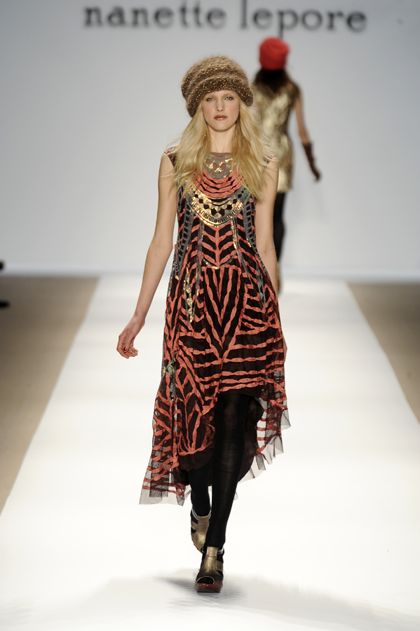 NL_FALL2009_27NLepore#2BCA0